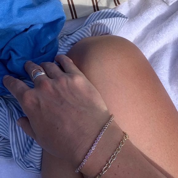 Double wrap tennis bracelet - Picture 5 of 6